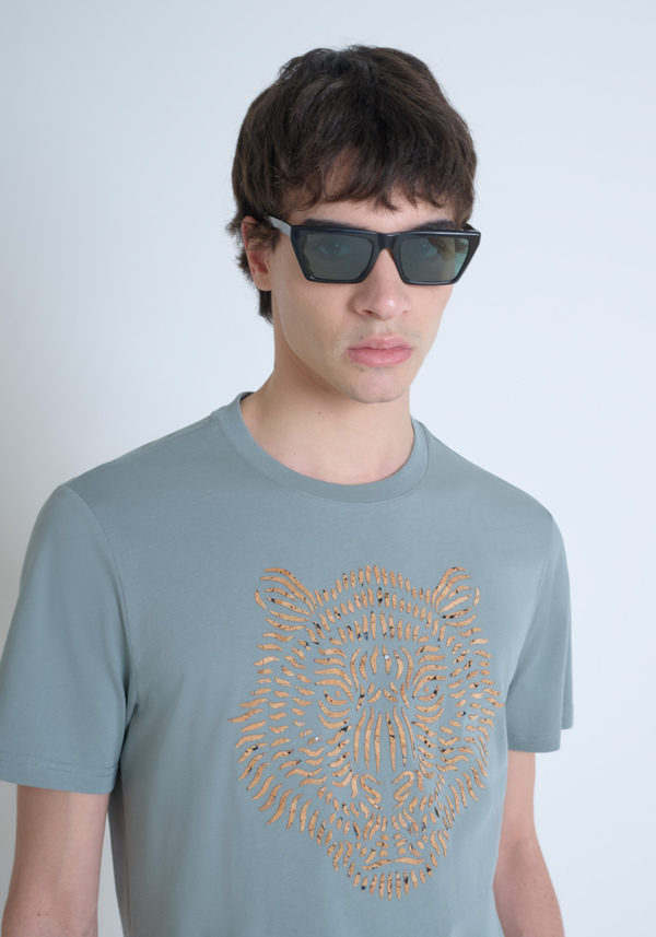 CAMISETA REGULAR FIT DE ALGODÓN JERSEY CON LOGOTIPO DE CORCHO ESTAMPADO - Antony Morato Online Shop