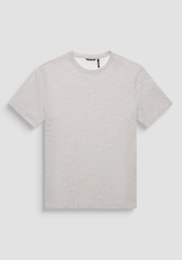 T-SHIRT DÉCONTRACTÉ EN COTON AVEC ÉCUSSON EN MÉTAL - Antony Morato Online Shop