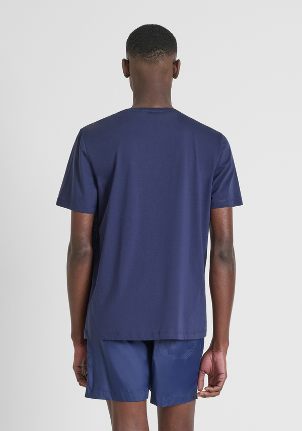 CAMISETA REGULAR FIT EN TEJIDO DE ALGODÓN CON PARCHE DE GOMA CON EL LOGOTIPO - Antony Morato Online Shop