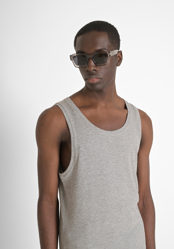 T-SHIRT REGULAR FIT EN TISSU STRETCH DOUX AVEC PLAQUETTE LOGOTYPÉE COUSUE SUR LE DOS - Antony Morato Online Shop