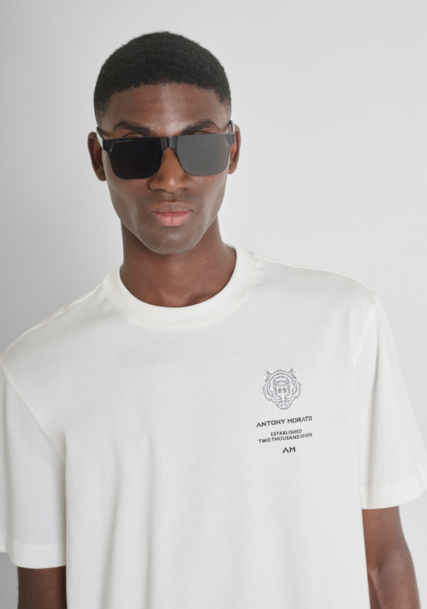 RELAXED FIT T-SHIRT IN COTTON WITH CONTRAST TIGER PRINT ON BACK - Antony Morato Online Shop