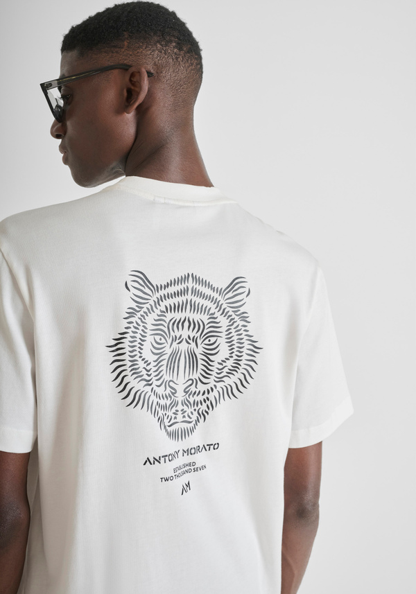 RELAXED FIT T-SHIRT IN COTTON WITH CONTRAST TIGER PRINT ON BACK - Antony Morato Online Shop