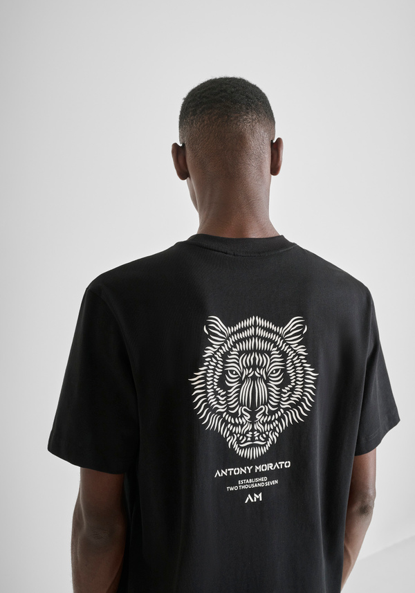 RELAXED FIT T-SHIRT IN COTTON WITH CONTRAST TIGER PRINT ON BACK - Antony Morato Online Shop