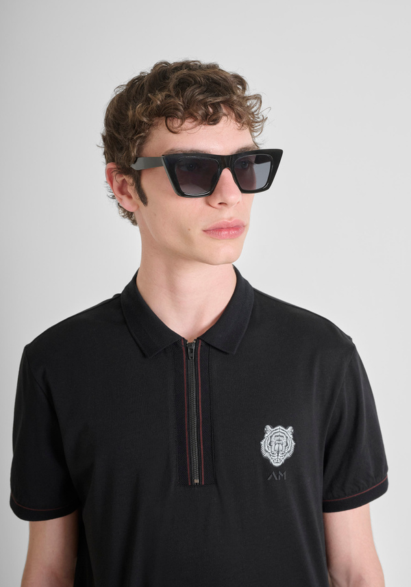 T-SHIRT SLIM FIT AUS BAUMWOLL-JERSEY MIT KLEINEM TIGER-LOGO - Antony Morato Online Shop