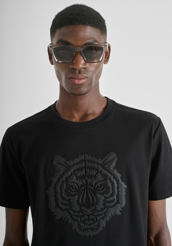 REGULAR FIT COTTON JERSEY T-SHIRT WITH RUBBERIZED TIGER PRINT - Antony Morato Online Shop