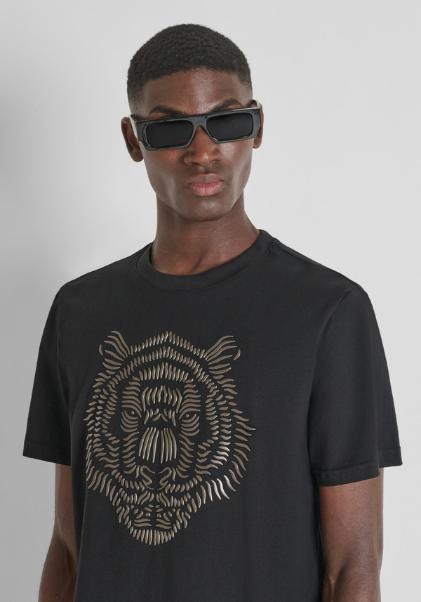 REGULAR FIT COTTON JERSEY T-SHIRT WITH REFLECTIVE TIGER PRINT - Antony Morato Online Shop