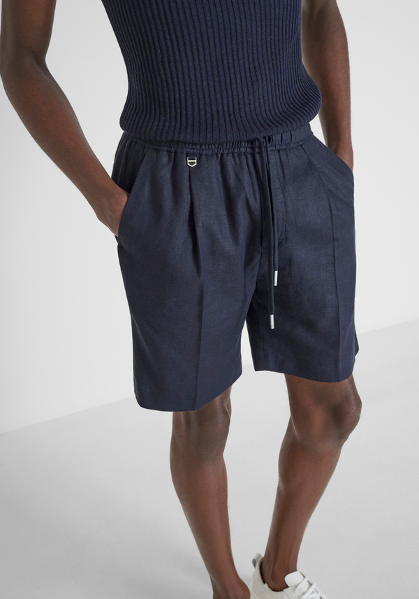 "NEIL" REGULAR FIT SHORTS IN SOFT LINEN BLEND WITH ELASTIC AND DRAWSTRING WAISTBAND - Antony Morato Online Shop