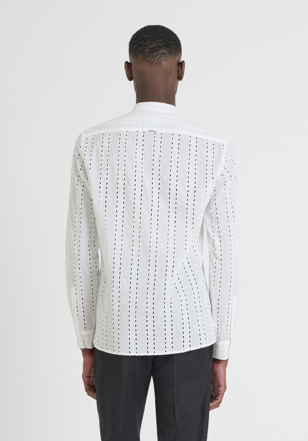 CAMISA REGULAR STRAIGTH FIT «MADRID» DE ALGODÓN POPELINA BORDADA - Antony Morato Online Shop