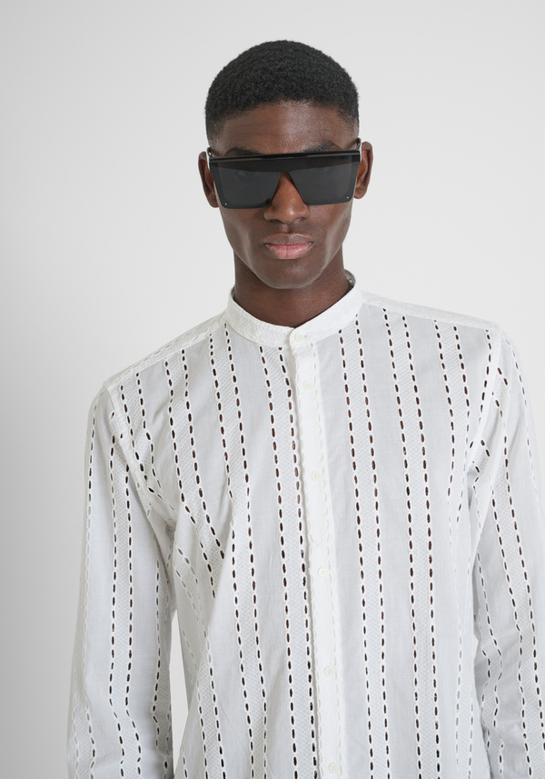 CAMISA REGULAR STRAIGTH FIT «MADRID» DE ALGODÓN POPELINA BORDADA - Antony Morato Online Shop