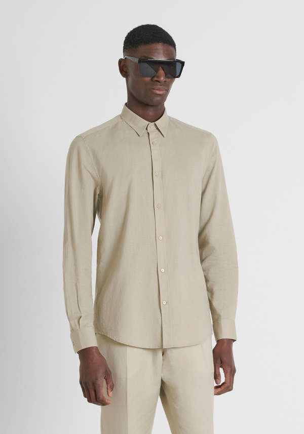 CAMISA SLIM FIT «ALICANTE» EN MEZCLA DE ALGODÓN Y LINO CON LOGOTIPO BORDADO - Antony Morato Online Shop
