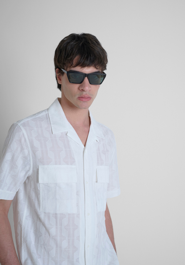 CAMISA RELAXED STRAIGTH FIT «HILO» DE ALGODÓN CON ESTAMPADO GEOMÉTRICO - Antony Morato Online Shop