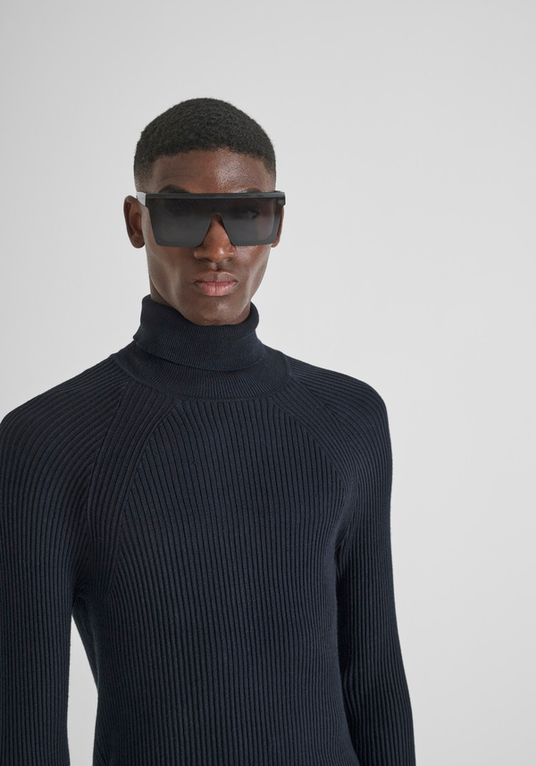 SUPER SLIM FIT TURTLENECK SWEATER IN STRETCH VISCOSE BLEND - Antony Morato Online Shop