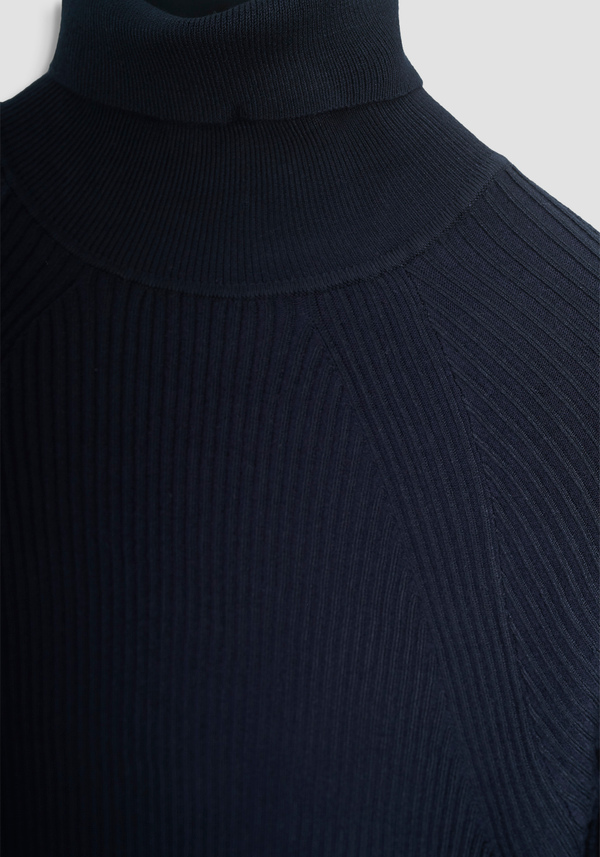 SUPER SLIM FIT TURTLENECK SWEATER IN STRETCH VISCOSE BLEND - Antony Morato Online Shop