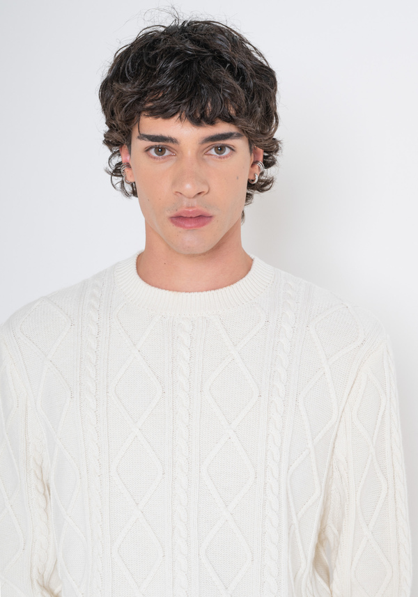 REGULAR FIT CABLE-KNIT SWEATER IN MERINO WOOL BLEND - Antony Morato Online Shop