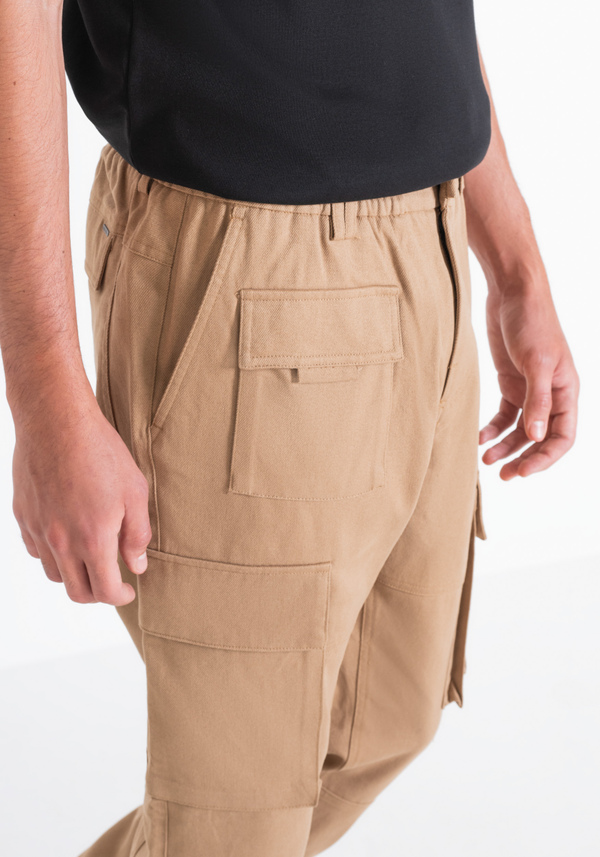 CARGOHOSE „DYLAN“ REGULAR FIT BEIGE AUS VISKOSE-MISCHGEWEBE - Antony Morato Online Shop