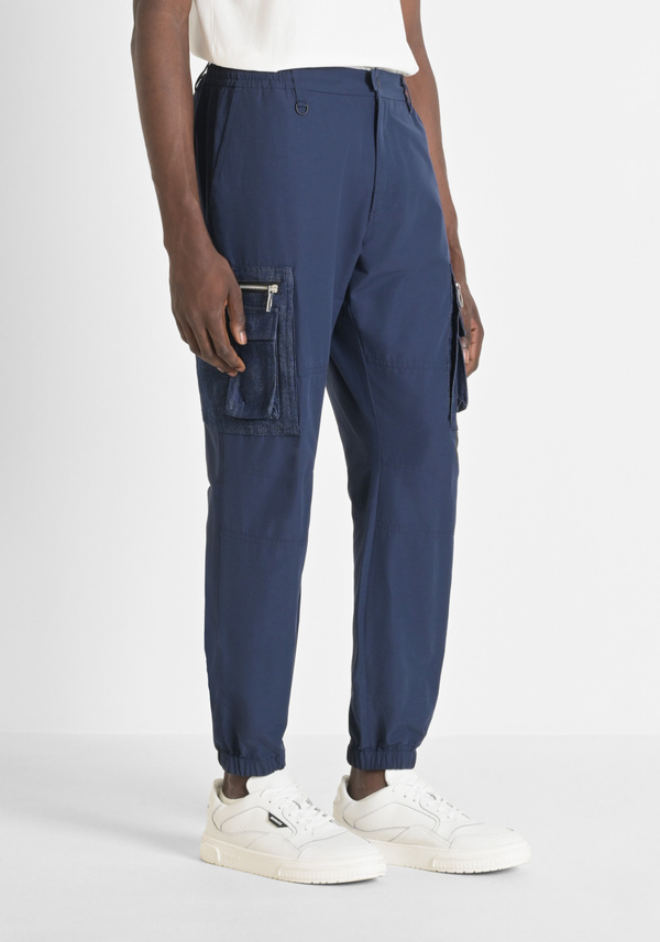 "LARRY" REGULAR FIT TROUSERS IN WATERPROOF COTTON BLEND - Antony Morato Online Shop