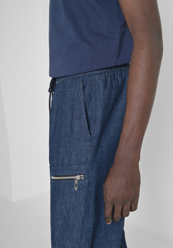"ELIAS" REGULAR FIT DENIM TROUSERS WITH ZIPPED POCKETS - Antony Morato Online Shop
