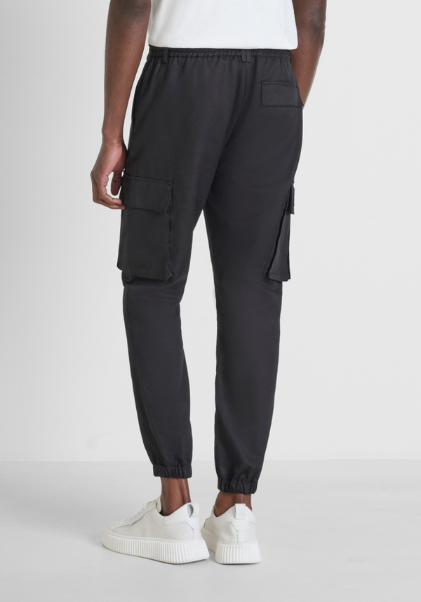 "DYLAN" REGULAR FIT COTTON BLEND CARGO TROUSERS - Antony Morato Online Shop