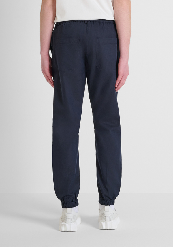 "KENT" COTTON BLEND REGULAR FIT TROUSERS WITH ELASTIC ANKLE CUFFS - Antony Morato Online Shop