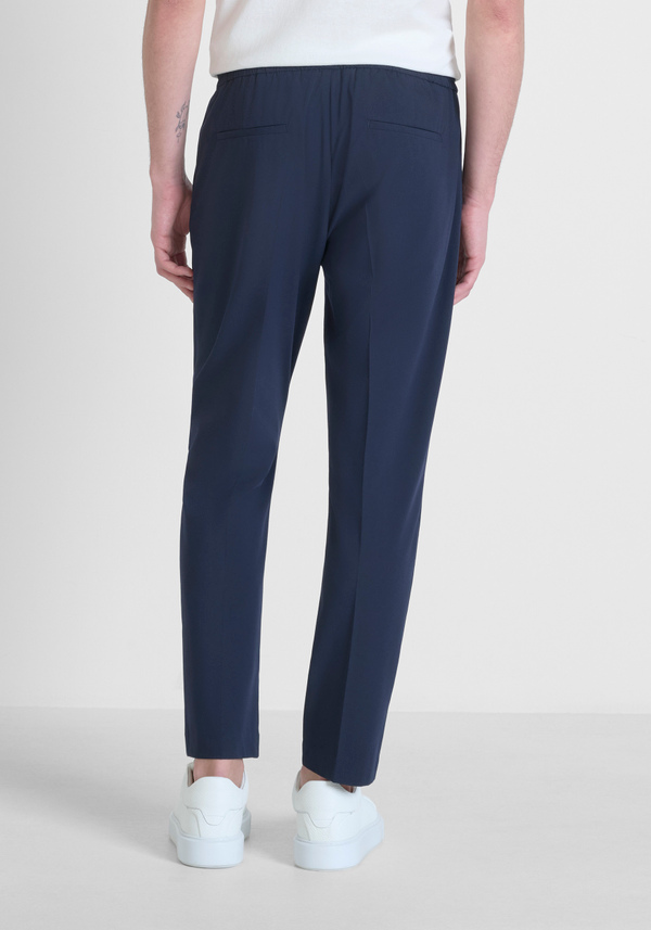 HOSE REGULAR FIT „VINCENT“ AUS ELASTISCHEM GEWEBE - Antony Morato Online Shop
