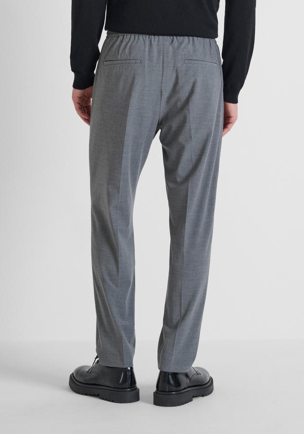PANTALONES REGULAR FIT «NEIL» EN MEZCLA DE VISCOSA ELÁSTICA - Antony Morato Online Shop