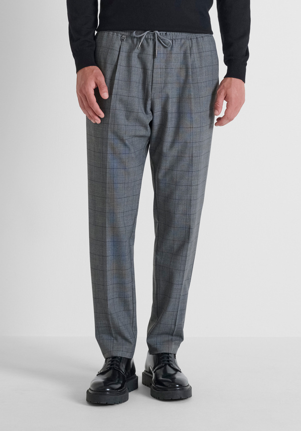 PANTALONES REGULAR FIT «NEIL» EN MEZCLA DE VISCOSA ELÁSTICA CON MOTIVO - Antony Morato Online Shop