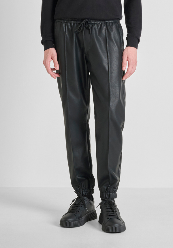 REGULAR FIT "NATE" TROUSERS IN IMITATION LEATHER - Antony Morato Online Shop