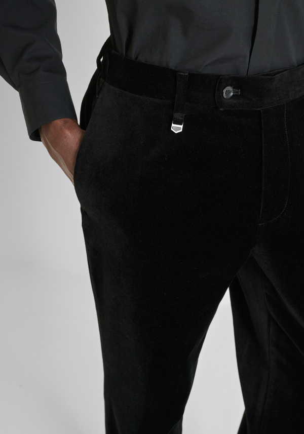 REGULAR FIT "CORA" VELVET STRAIGHT-LEG TROUSERS - Antony Morato Online Shop