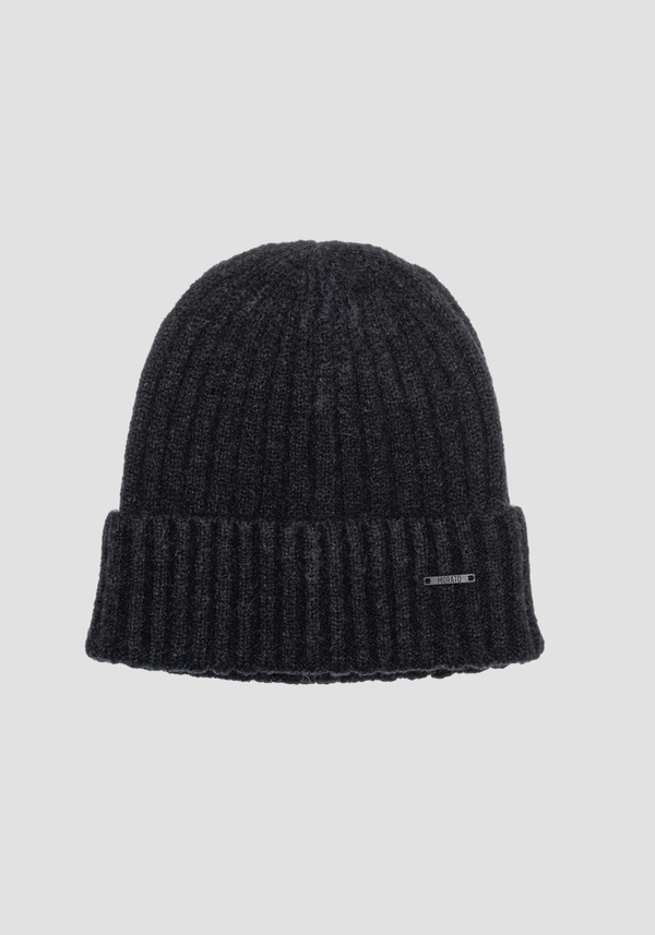 SCHWARZE MÜTZE AUS WOLLMISCHSTRICK - Antony Morato Online Shop