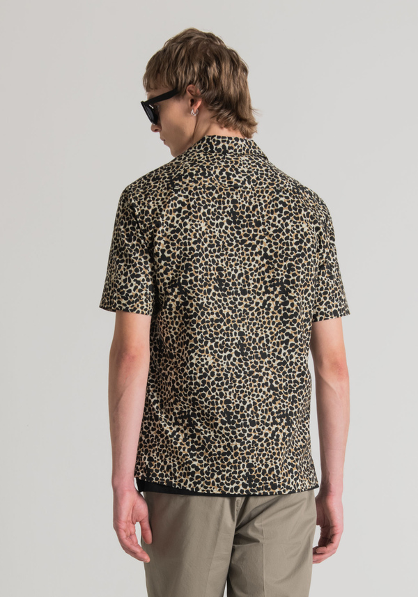 STRAIGHT-FIT SHORT-SLEEVED SHIRT IN PURE COTTON WITH ALL-OVER ANIMAL PRINT - Antony Morato Online Shop