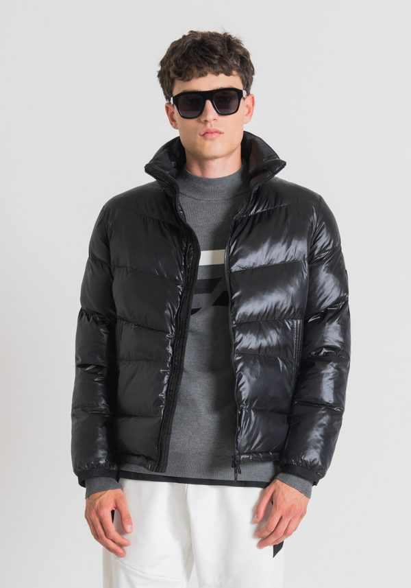REGULAR FIT JACKET WITH ECO-SUSTAINABLE PADDING WITH AN IRIDESCENT EFFECT - Antony Morato Online Shop