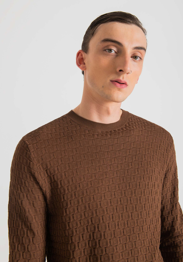 PULL À COL MONTANT REGULAR FIT EN FIL DE VISCOSE MÉLANGÉE ET JACQUARD EN NID D’ABEILLE - Antony Morato Online Shop