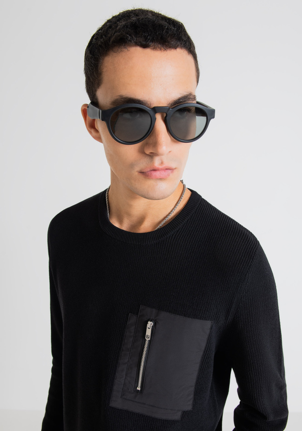 SLIM FIT SWEATER IN COTTON BLEND YARN WITH CONTRASTING POCKET - Antony Morato Online Shop