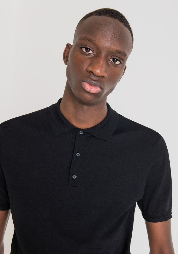 PULL SUPER SLIM FIT PASSEPOILÉ AVEC MICRO-BANDES SUR LES MANCHES - Antony Morato Online Shop