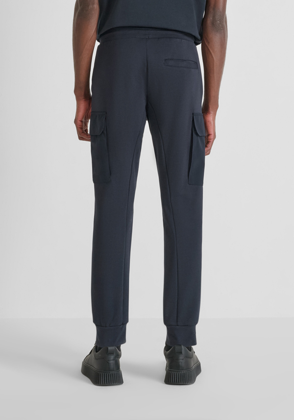 REGULAR FIT JOGGINGHOSE AUS BAUMWOLLMISCHUNG MIT GROSSEN TASCHEN - Antony Morato Online Shop