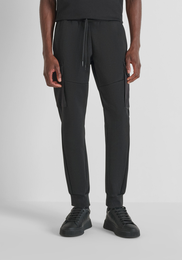 REGULAR FIT JOGGINGHOSE AUS BAUMWOLLMISCHUNG MIT GROSSEN TASCHEN - Antony Morato Online Shop