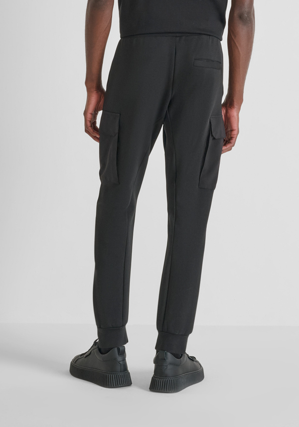 REGULAR FIT JOGGINGHOSE AUS BAUMWOLLMISCHUNG MIT GROSSEN TASCHEN - Antony Morato Online Shop