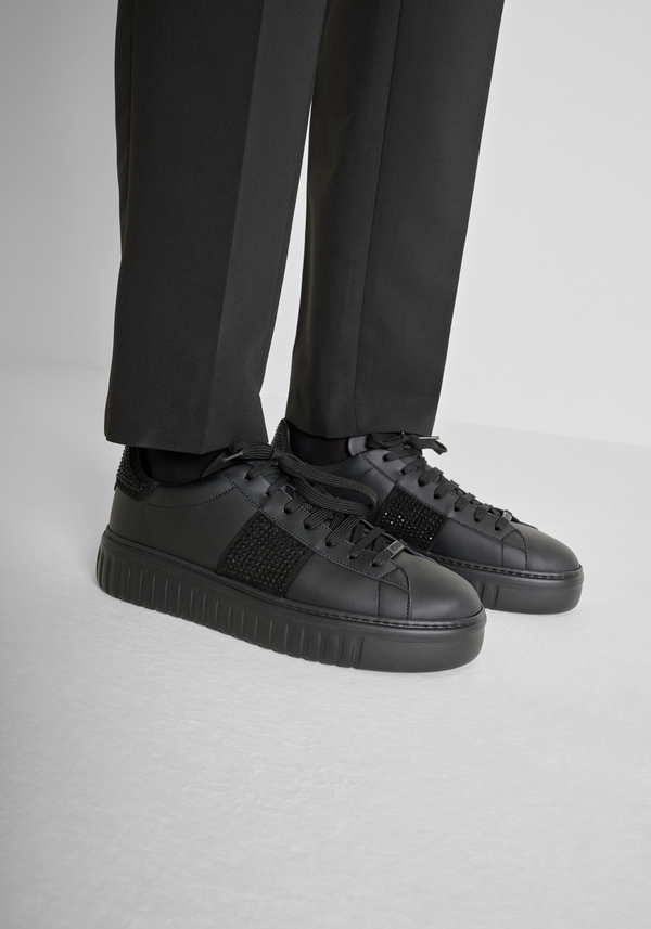 "DUSTY HOLT" SNEAKER IN LEATHER AND RHINESTONES - Antony Morato Online Shop