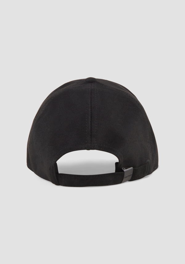 MÜTZE MIT VISIER IM BASEBALL-STIL MIT SCHWARZEM WILDLEDER-EFFEKT - Antony Morato Online Shop