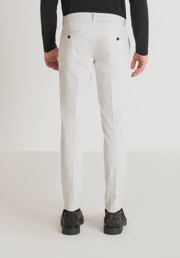 PANTALONI SKINNY FIT “BRYAN” IN MORBIDO COTONE ELASTICO MICRO ARMATURATO - Antony Morato Online Shop