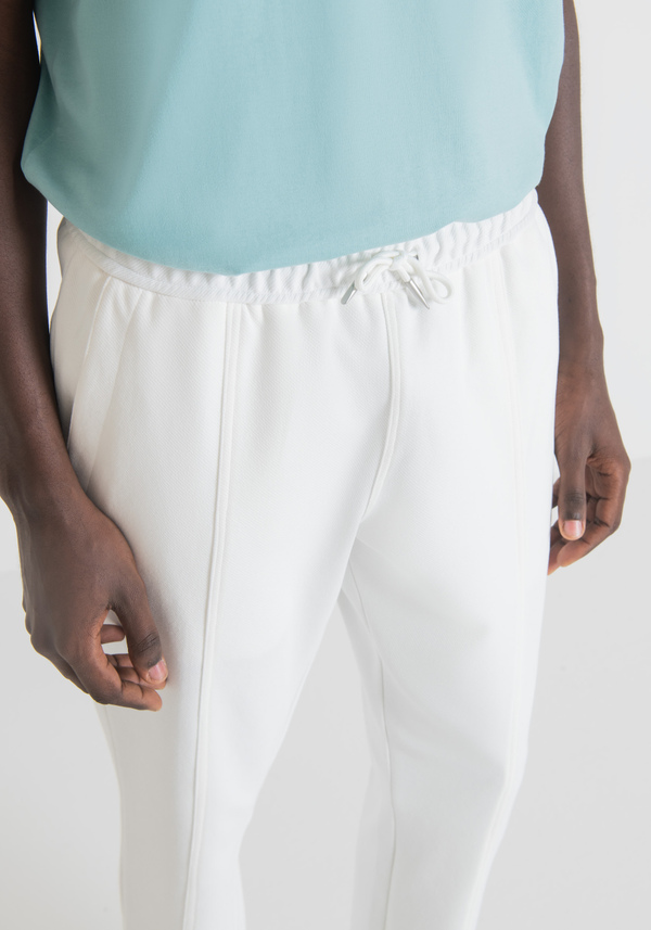 CARROT FIT SWEATPANTS IN STRETCH COTTON BLEND WITH CENTRAL PLEAT - Antony Morato Online Shop