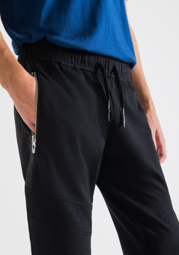 SLIM FIT SWEATPANTS IN STRETCH VISCOSE BLEND WITH TECHNICAL FABRIC DETAILS - Antony Morato Online Shop