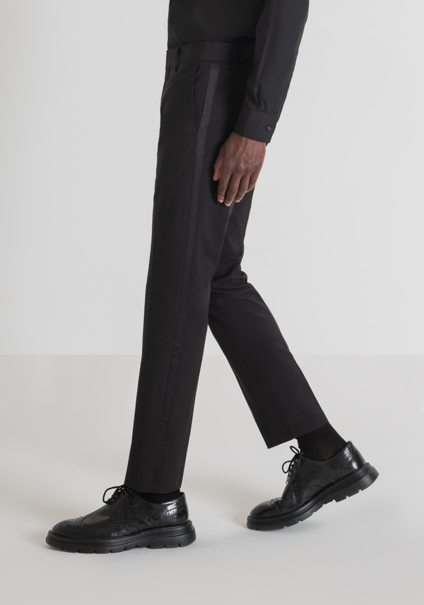 "NINA" STRETCH WOOL BLEND SLIM-FIT TROUSERS WITH TONE-ON-TONE SATIN SIDE BANDS - Antony Morato Online Shop