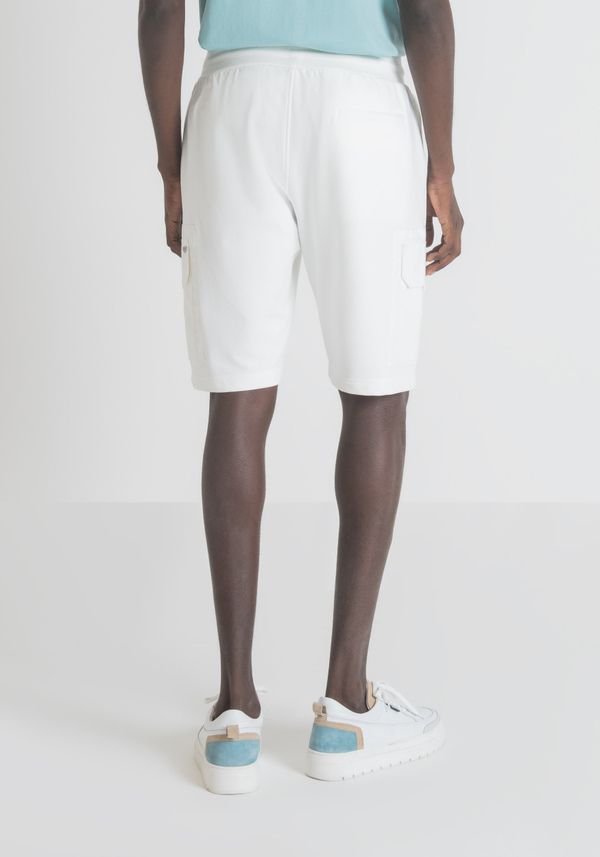 REGULAR FIT SHORTS IN STRETCH COTTON BLEND FABRIC WITH TONE-ON-TONE POCKETS - Antony Morato Online Shop