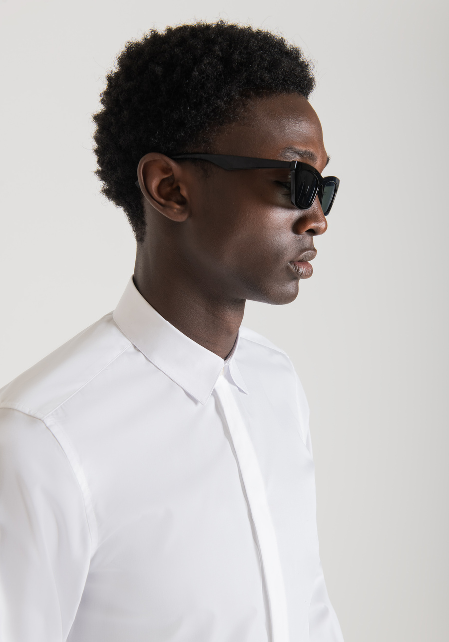 HEMD SLIM FIT „LONDON“ AUS EASY-IRON-BAUMWOLLE MIT VERDECKTER KNOPFLEISTE - Antony Morato Online Shop