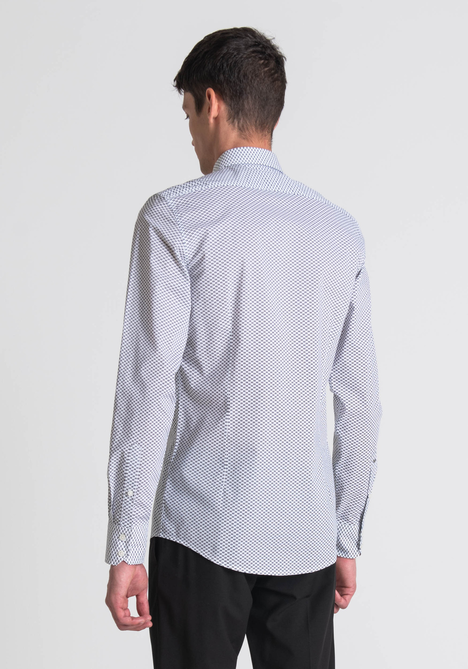 SLIM-FIT SHIRT IN 100% SOFT COTTON WITH A GEOMETRIC MICRO-PATTERN PRINT - Antony Morato Online Shop