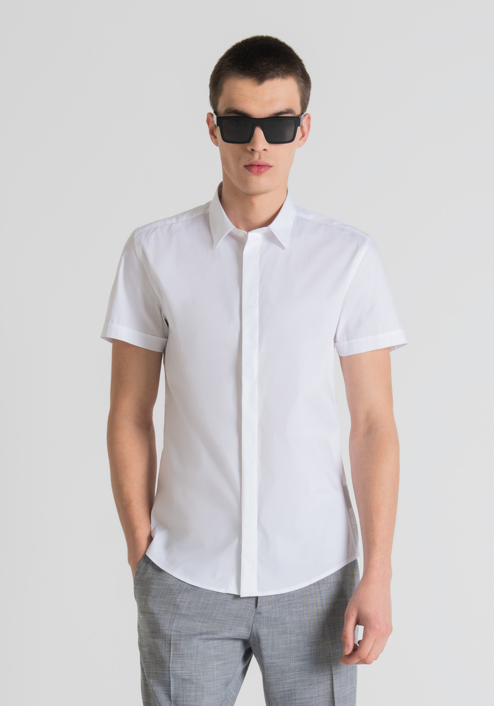 Slim-Fit-Hemd in Unifarbe - Antony Morato Online Shop