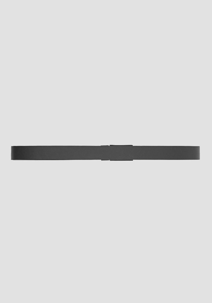 REVERSIBLE BELT WITH A RUBBER-LOOK LEATHER SIDE AND SOFT-TOUCH PLATE DETAIL - Antony Morato Online Shop
