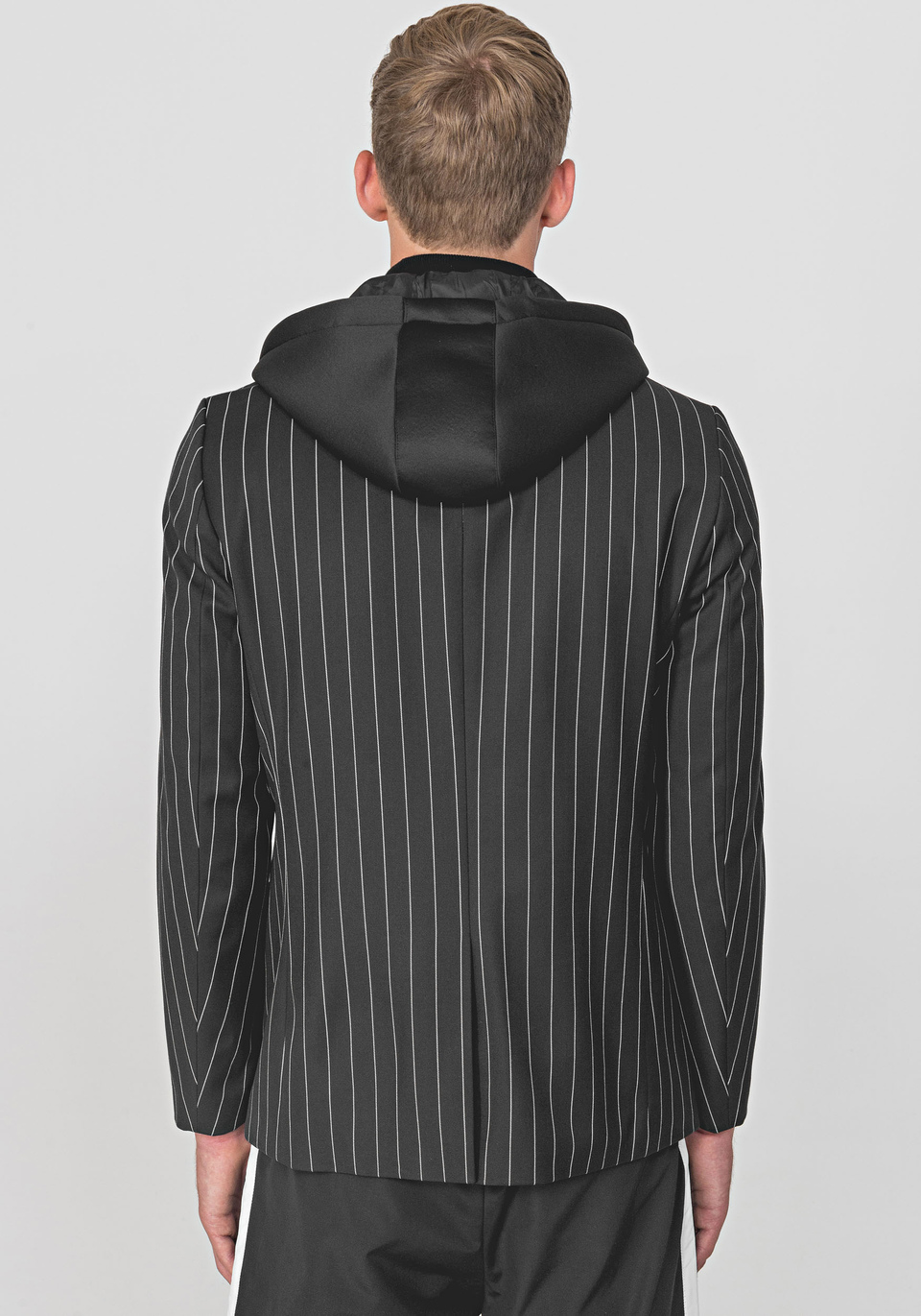 SINGLE-BREASTED SLIM-FIT JACKET IN A PINSTRIPE TWILL WITH A REMOVABLE VEST - Antony Morato Online Shop