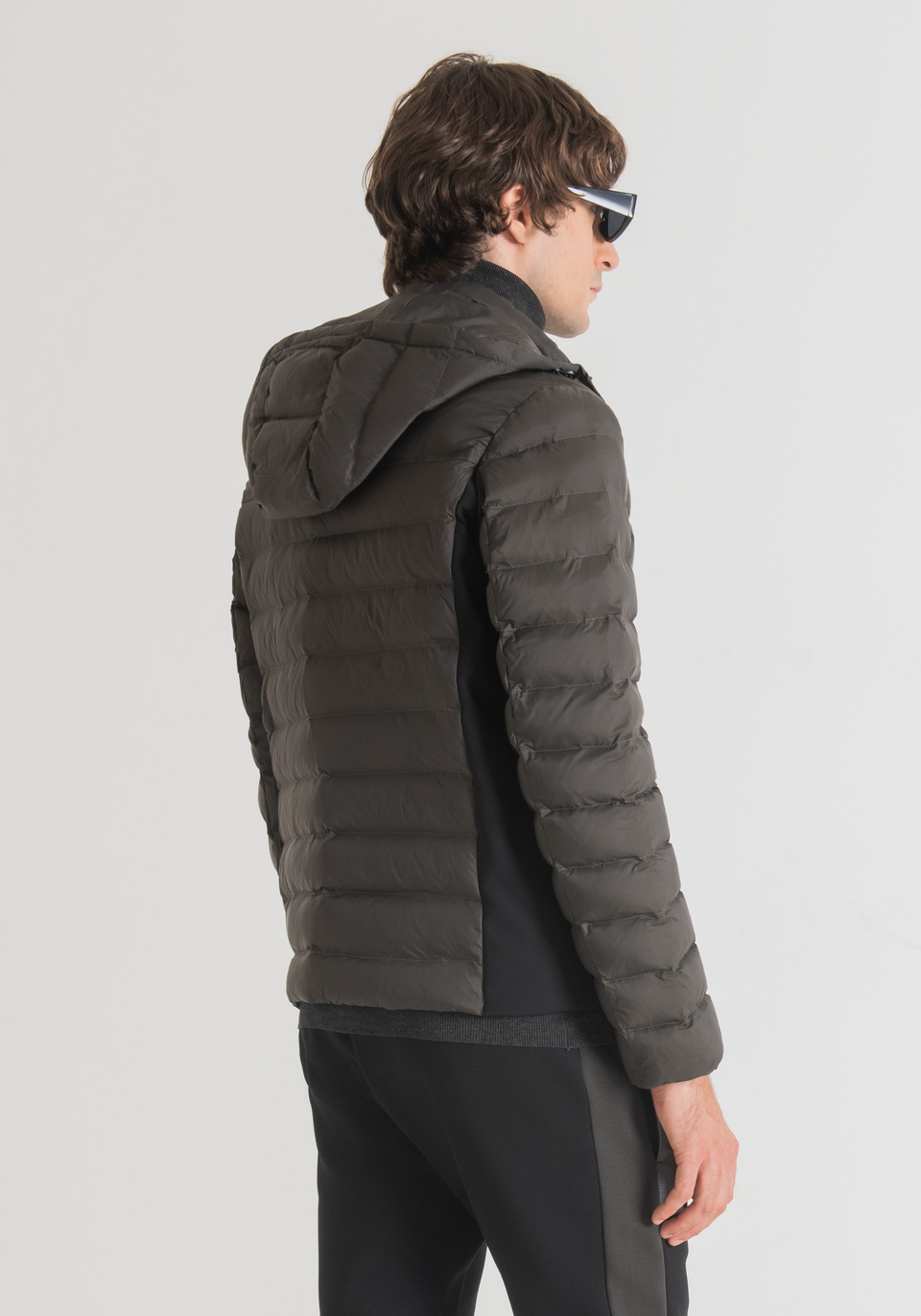 SLIM FIT QUILTED JACKET IN TECHNICAL FABRIC WITH HOOD - Antony Morato Online Shop